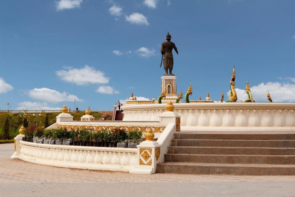 San Jiang Grand Hotel Vientiane Exteriör bild