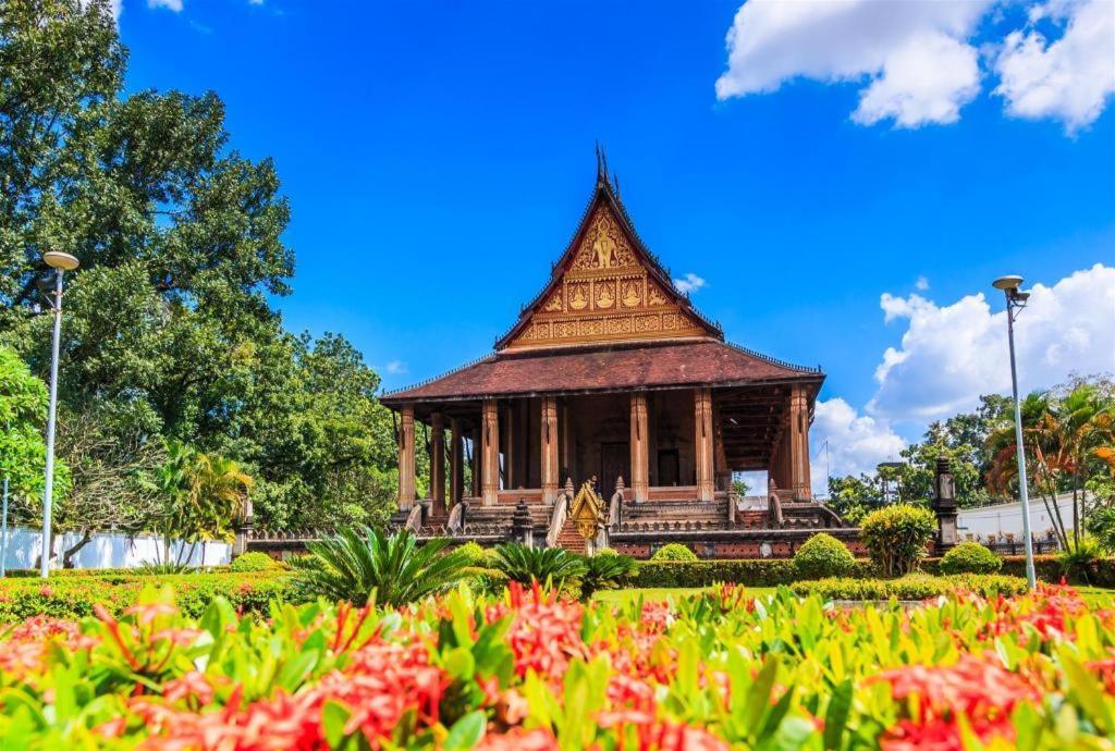 San Jiang Grand Hotel Vientiane Exteriör bild