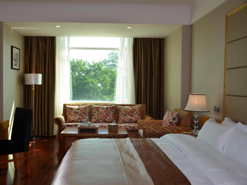 San Jiang Grand Hotel Vientiane Exteriör bild